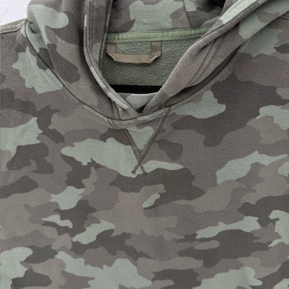 Lululemon All Yours Hoodie *Fleece Heritage 365‎ Camo Green Twill Multi Size 8